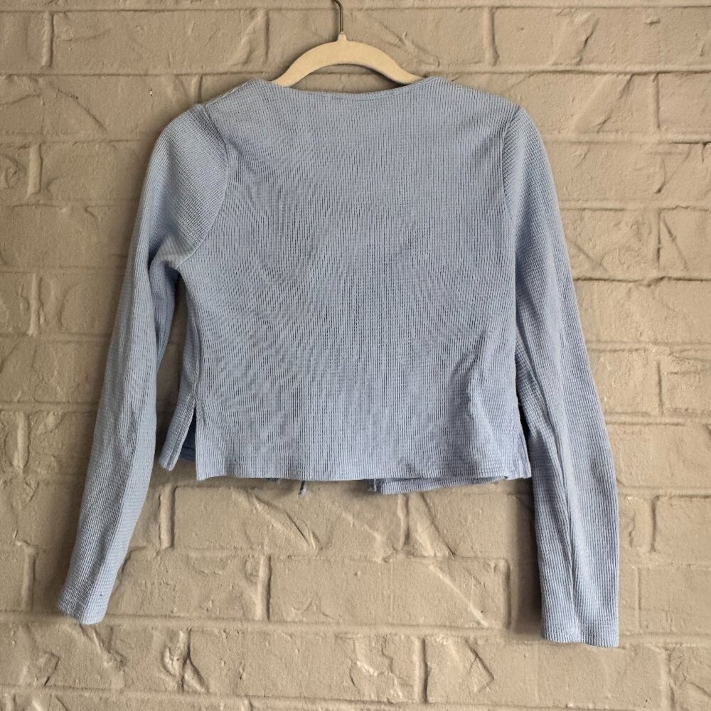 Lisa Says Gah Light Blue Ribbed Tie-Front Cropped Cardigan - Size XS - Picture 3 of 4